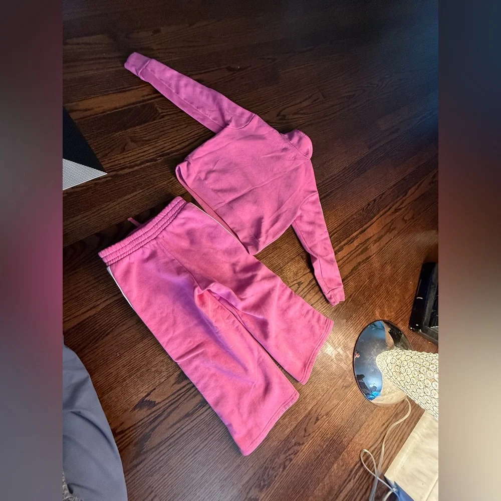 btween Pink Sweatshirt & Joggers Set with Red Heart Trim - Picture 6 of 7